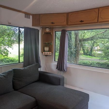Mobile Home Situe Au Coeur Du Lac Blangy-le-Château Εξωτερικό φωτογραφία