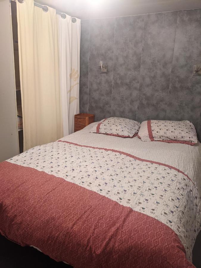 Mobile Home Situe Au Coeur Du Lac Blangy-le-Château Εξωτερικό φωτογραφία
